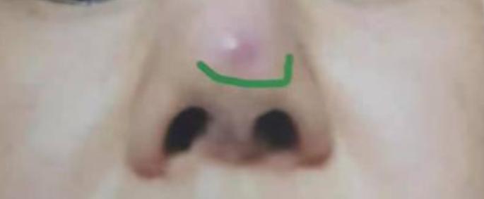 DƬ